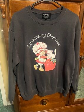 Black Graphic Crewneck Sweater